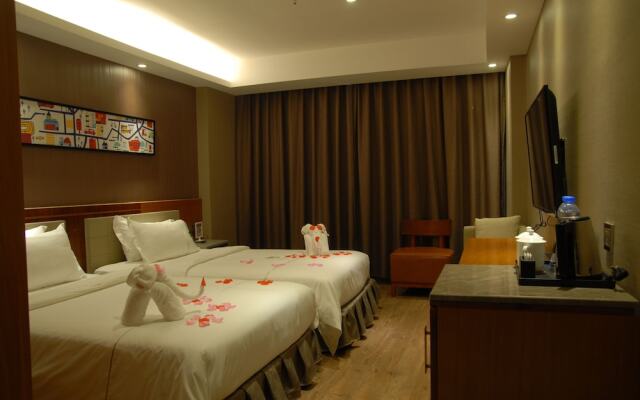 Insail Hotels (Gongbei Port Zhuhai)