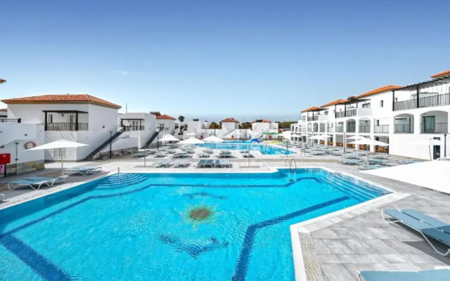 Broncemar Beach Suites Hotel