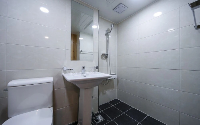 Cheongsong Baegunjang Motel