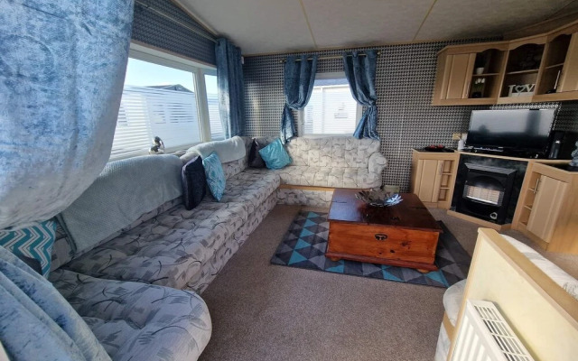 Inviting 3-bed Caravan in Porthcawl