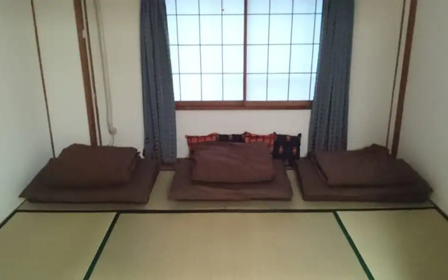Abiko Guest House
