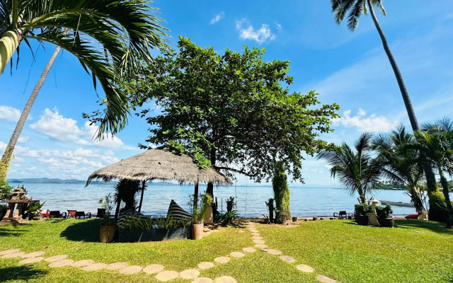 Amber Sands Beach Resort