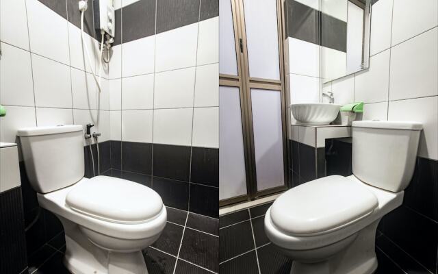 Nice Stay Three Six Five Services by OYO Rooms