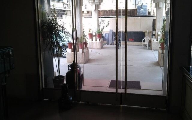 OYO 11543 Hotel Panchsheel