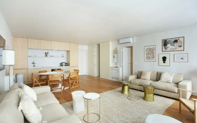 Luxurious and new Apartment in the Center of Paris