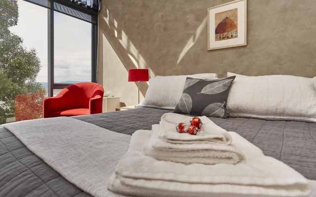 Tamar River Apartments