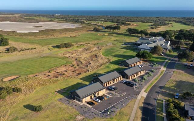 13th Beach Golf Lodges