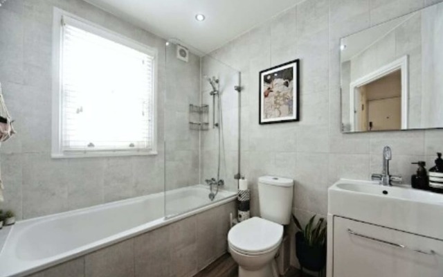 Chic 3BD Maisonette W/roof Terrace - Wandsworth!