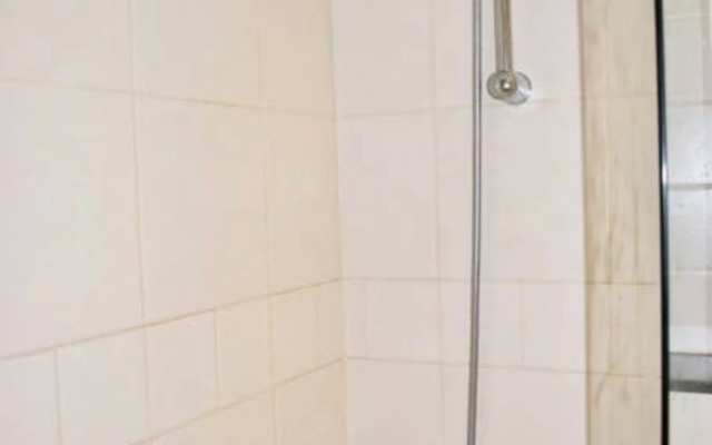 Modern Apartment in Silicon Docks With Balcony