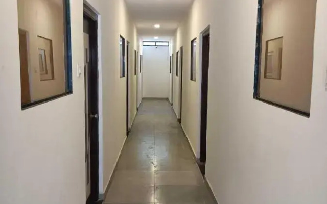 Oyo Flagship 807884 Hotel Smbha Palace