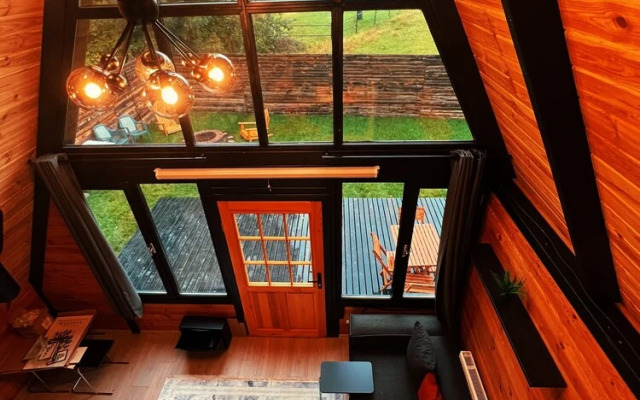 Pentalow Cabin