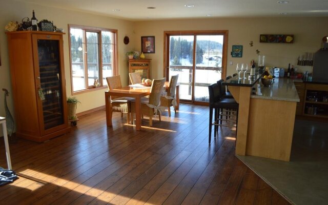 Double Hill Ranch & Lodge