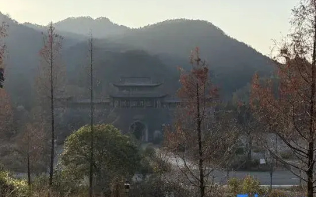 Sanqingshan Time-harvesting Homestay
