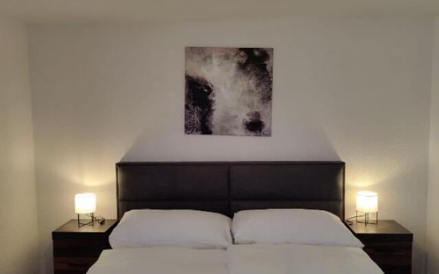 Hubel Apartment 14