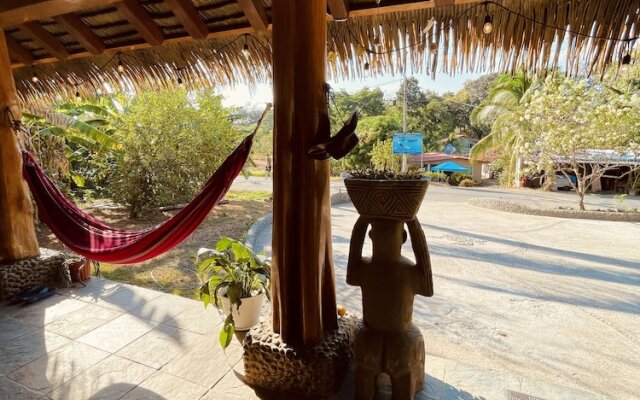 Urbano's Pacific Jungle Hostel