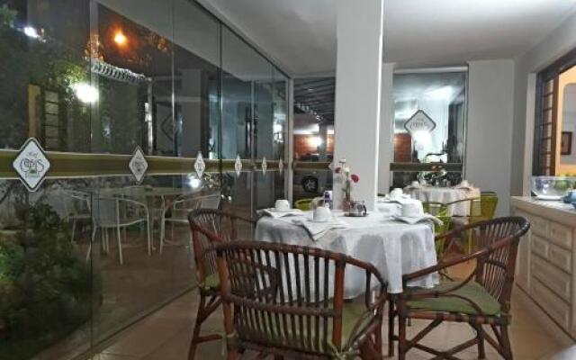 Hotel Pousada Oasis Park