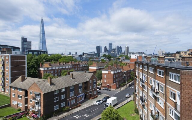 Central Stylish 2BR Flat with Tower Bridge Views