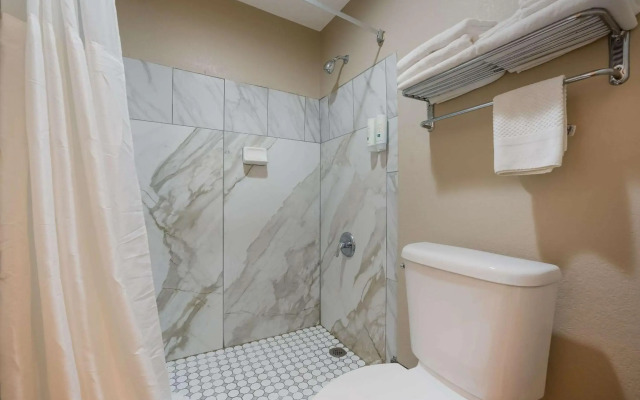 Quality Inn Oxford Anniston I-20