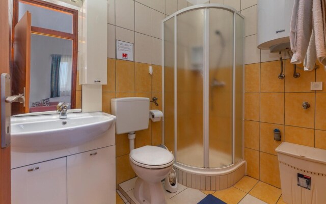 Beautiful Home in Punat With Wifi and 2 Bedrooms