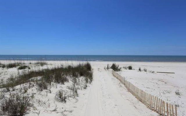 Treasure Road Apartment 4 Bedroom