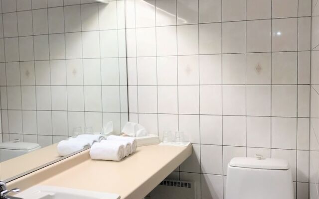 Leikari Seal La Vie Bungalows