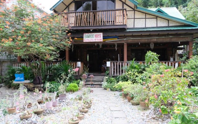 Bamboo House Beach Lodge & Restaurant