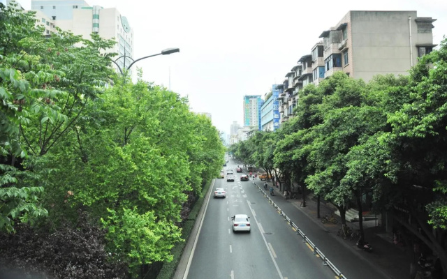 Lavande Hotel Chengdu Chunxi Road