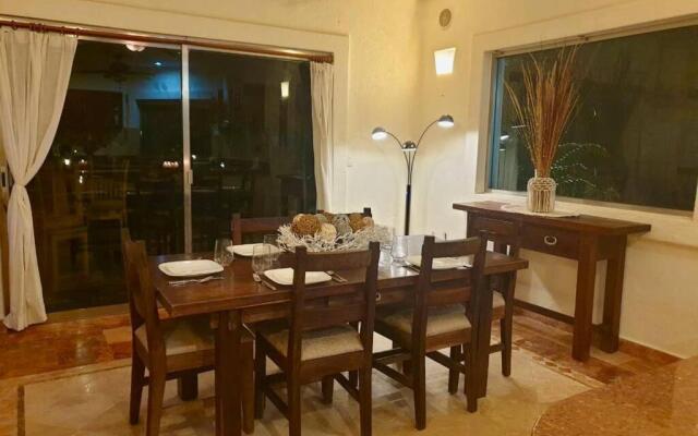 Casa Alexandra 4BR -10min 5ta y Playas! SLEEPS 11