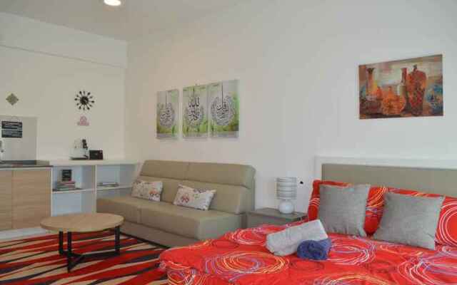 RZ EVO 'Homestay' SOHO