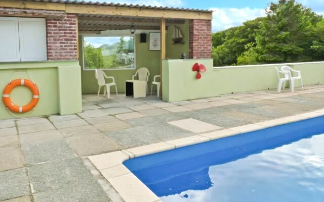 Halfpenny Cottage
