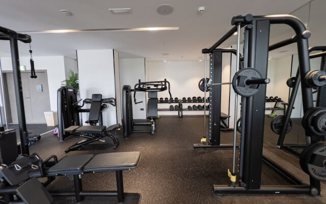 Palm Perfection 3BR with Private Beach