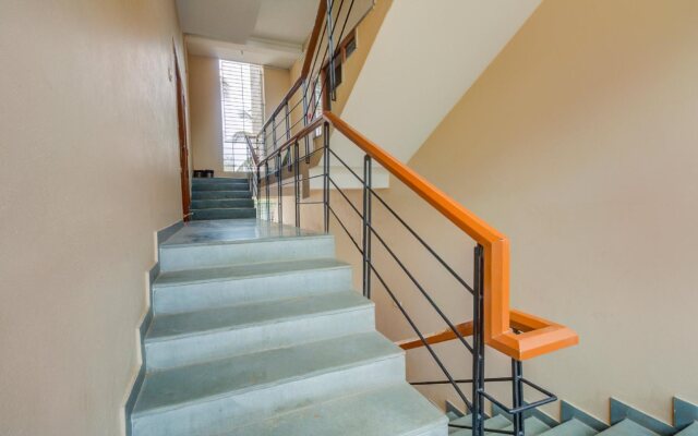 Silverkey Pallikaranai By OYO Rooms