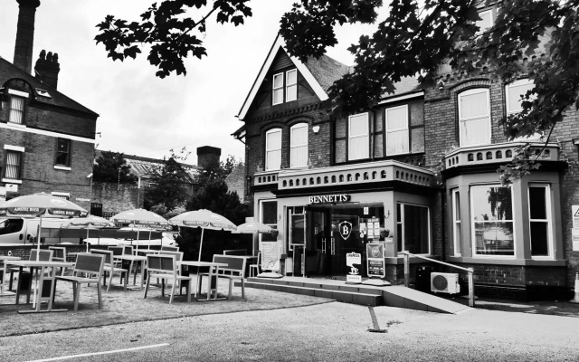 Bennetts Hotel