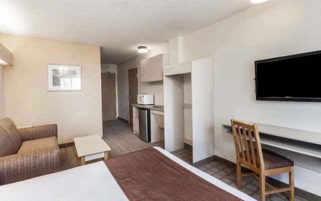 Microtel Inn & Suites by Wyndham Nashville