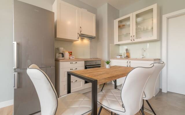 Luxurious Suites Elegance