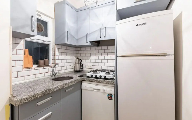 Modern Flat 5-min Walk to Taksim Square in Beyoglu