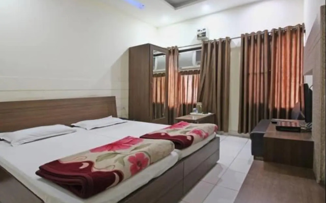 Hotel Maharaja