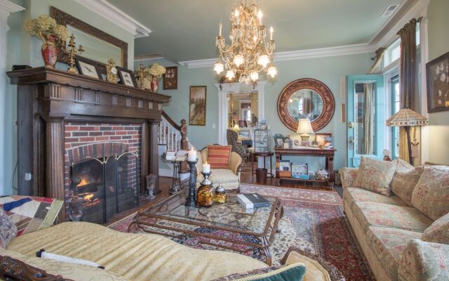 Shorecrest Bed and Breakfast