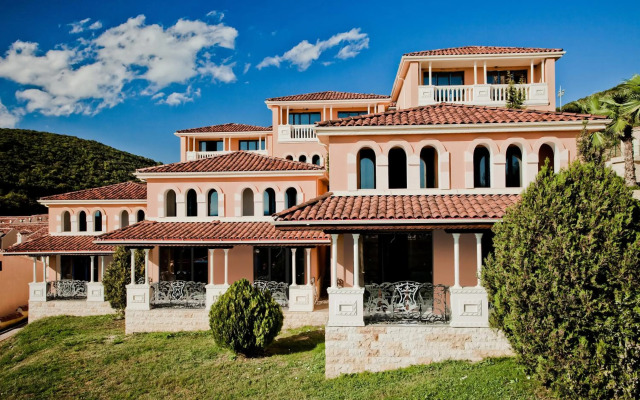 Villas Elenite - All Inclusive