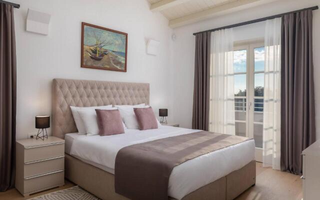 Villa Celeste By ILC