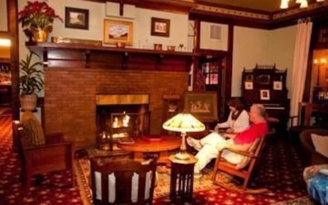 Karsten Hotel