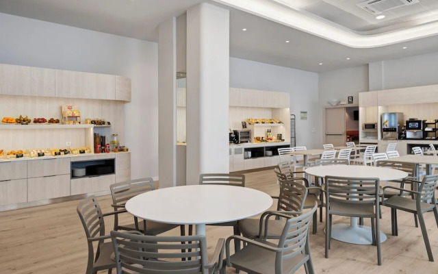 B&B Hotel Logroño Las Cañas