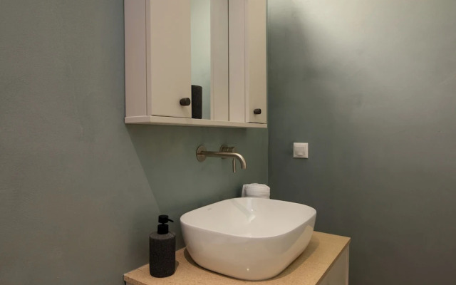 Kantouni Mpizi Suites by CorfuEscapes