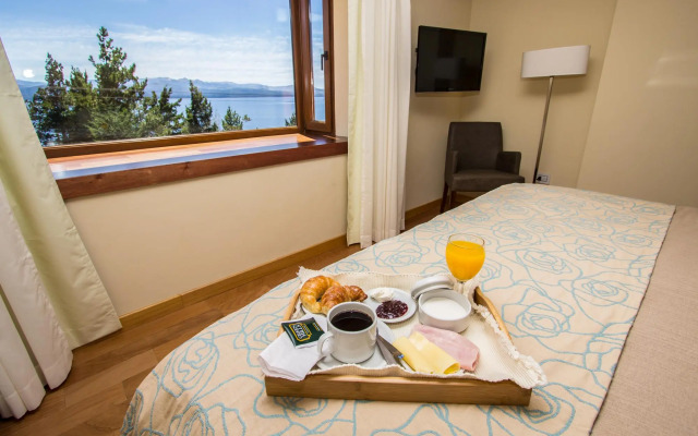 Los Robles Apart & Spa