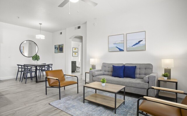 CozySuites at Glendale