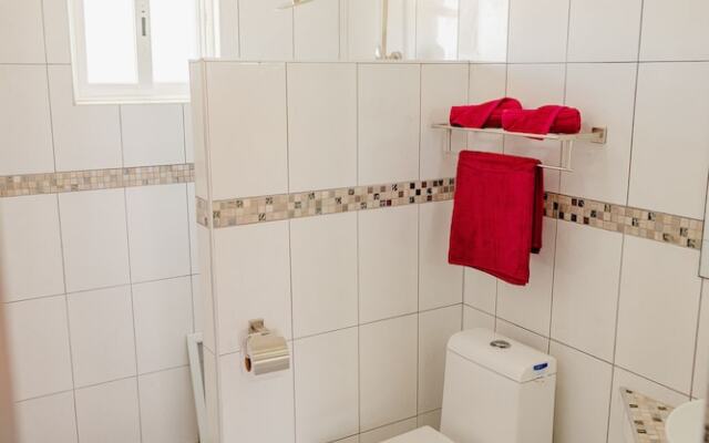 Best Quality 2-bedroom Apartment 2 km From Eagle Beach