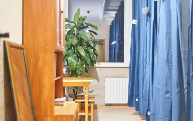 Tokyo Vibes Hostel with more privacy (Self Check in)