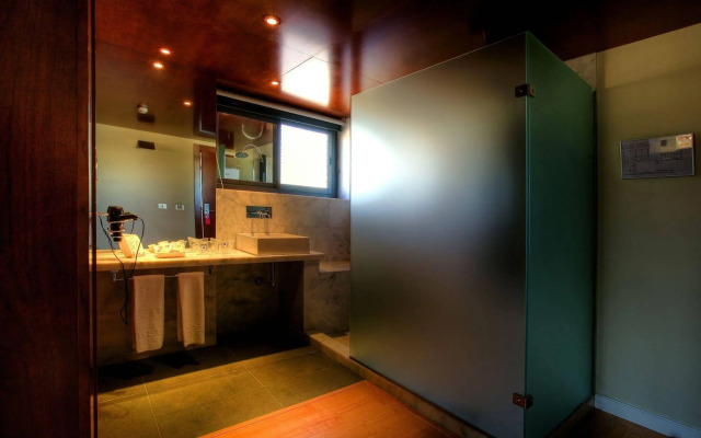 Santa Beatriz De Silva