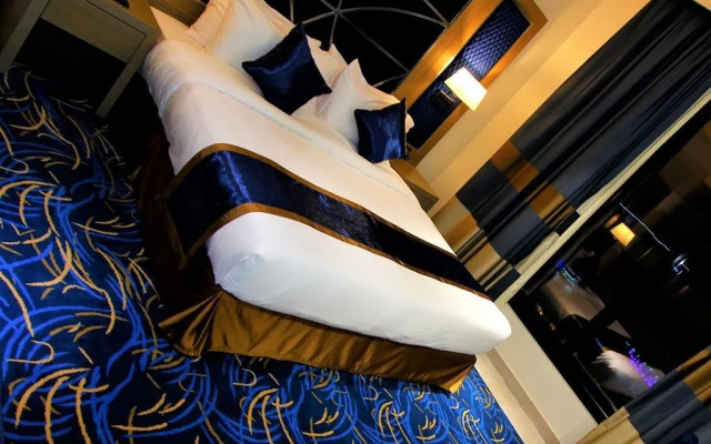 Diwan Residence Hotel Alnaeem