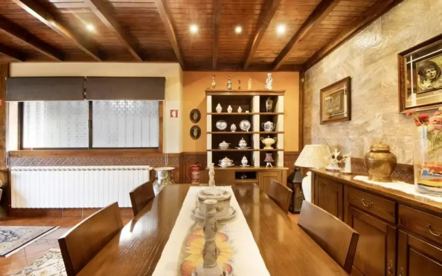 Private Pool Villa 20min by Porto
